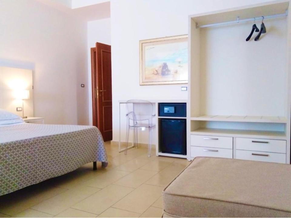 Hotel Villa Eleonora Scauri  Eksteriør bilde