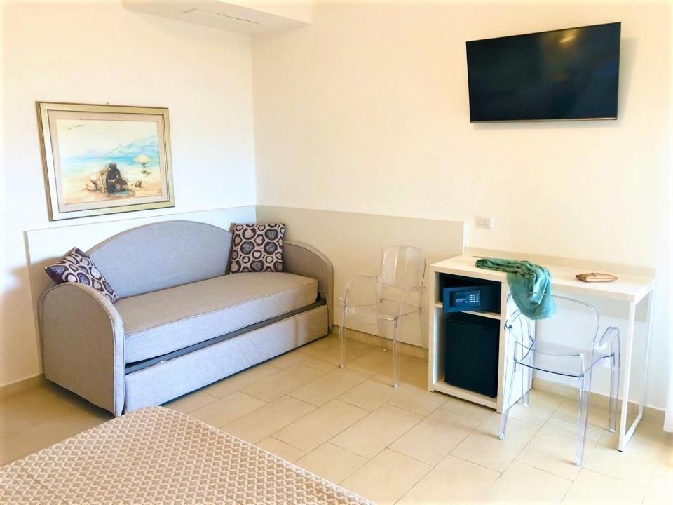 Hotel Villa Eleonora Scauri  Eksteriør bilde