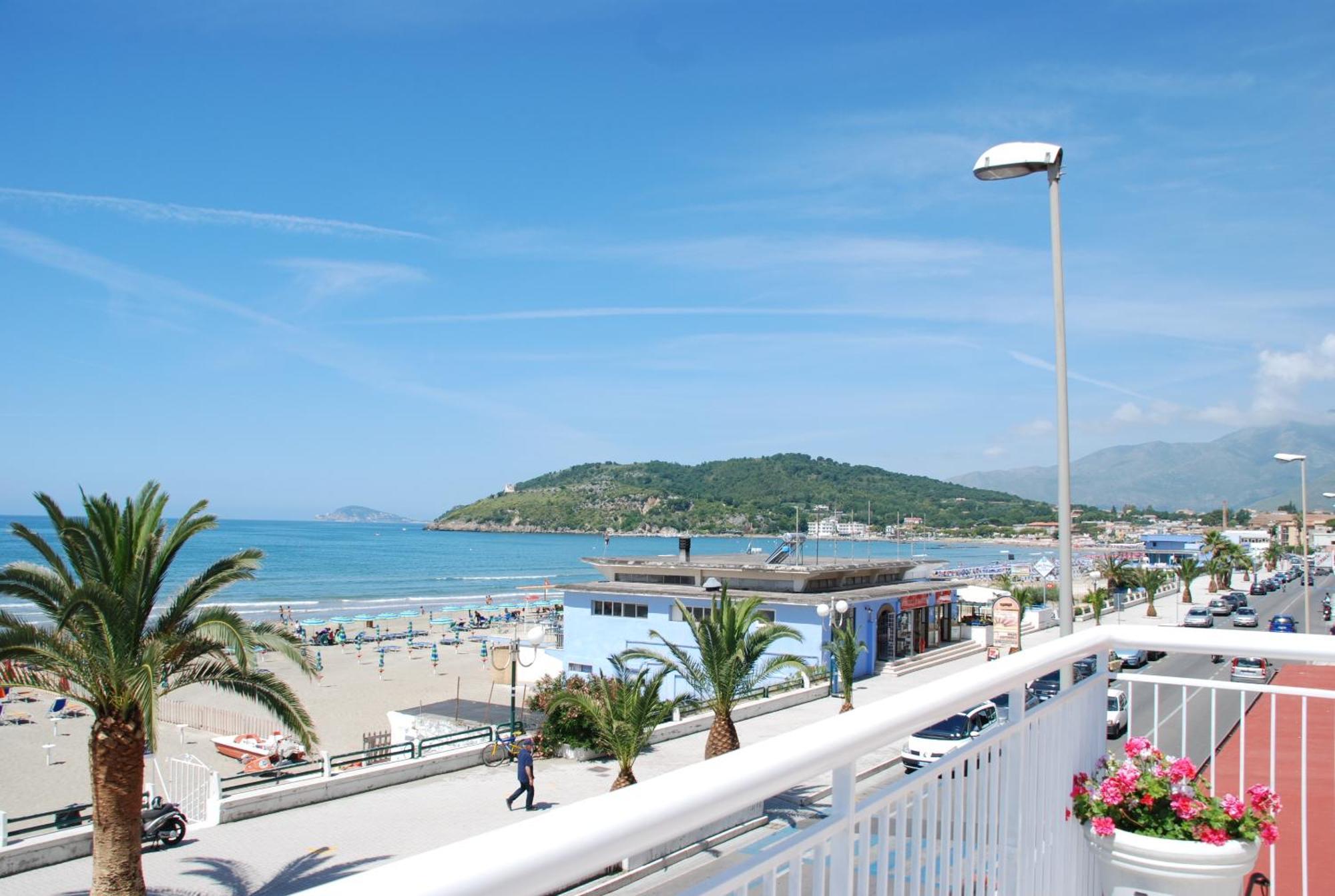 Hotel Villa Eleonora Scauri  Eksteriør bilde